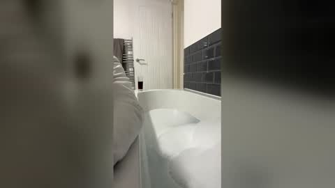 kjj1990 online show from 03.19.26