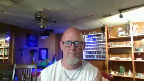 MrKleeen online show from 04.02.26