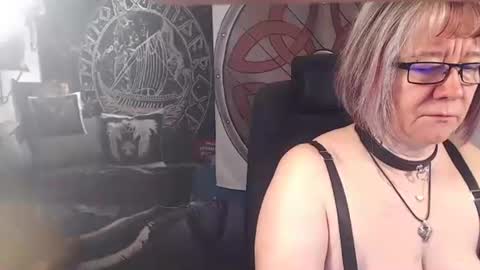 Snapshot of kleiner_teufel chatting on 05.01.26 Michelle online show from 05.01.26