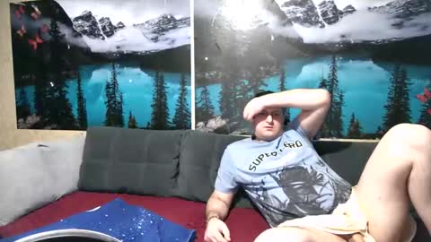 Snapshot of kleosnow chatting on 03.19.26 Kleosnow online show from 03.19.26