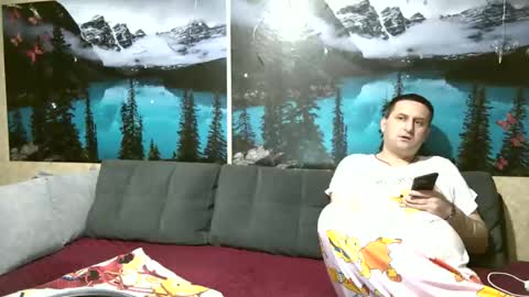 Snapshot of kleosnow chatting on 04.01.26 Kleosnow online show from 04.01.26