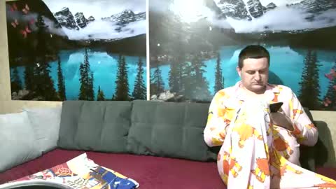 Snapshot of kleosnow chatting on 04.06.26 Kleosnow online show from 04.06.26