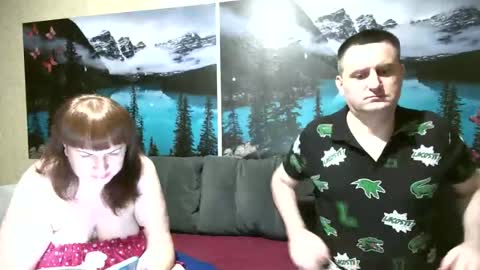 Snapshot of kleosnow chatting on 04.23.26 Kleosnow online show from 04.23.26