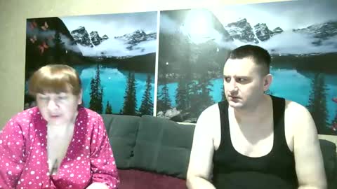 Snapshot of kleosnow chatting on 05.17.26 Kleosnow online show from 05.17.26