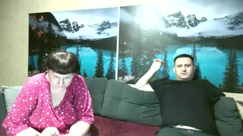Snapshot of kleosnow chatting on 05.24.26 Kleosnow online show from 05.24.26