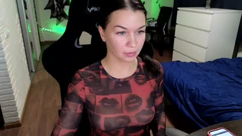 Snapshot of kleoxxx chatting on 12.13.24 Alisa. online show from 12.13.24