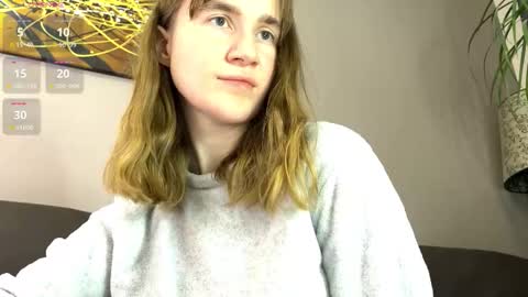 Snapshot of kleya___ chatting on 10.22.25 Kleya online show from 10.22.25