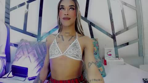 Snapshot of kloe_hh chatting on 02.19.26 Kloe online show from 02.19.26