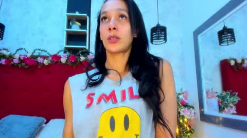 Snapshot of kloeh_star chatting on 12.19.25 Kloeh online show from 12.19.25