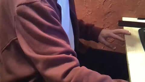 klovesu2000 online show from 12.30.24