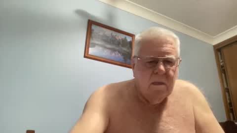 Aussiedude online show from 09.27.25