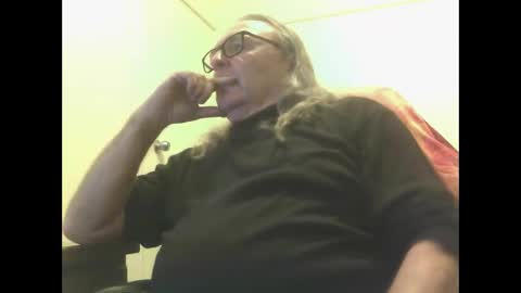 knobout online show from 06.11.26