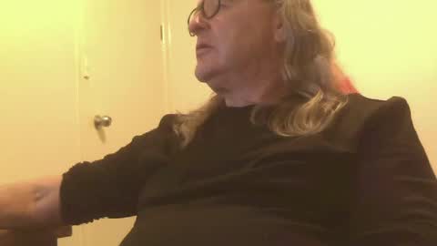knobout online show from 06.18.26