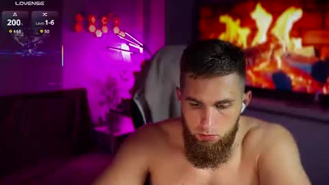 Snapshot of kochka25 chatting on 07.17.26 Sweet boy online show from 07.17.26