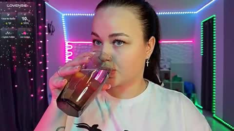 Mia online show from 02.02.26