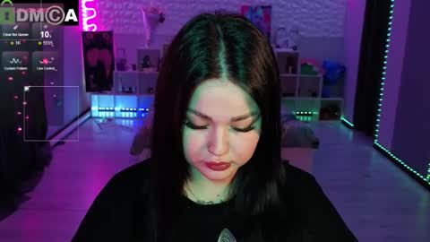 Mia online show from 04.09.26