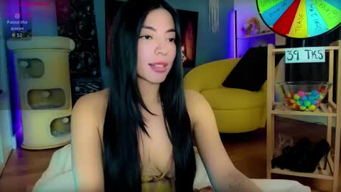 Lisa      online show from 01.12.26