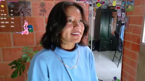 Snapshot of komatsu_ chatting on 03.05.25  Komatsu Lilith online show from 03.05.25