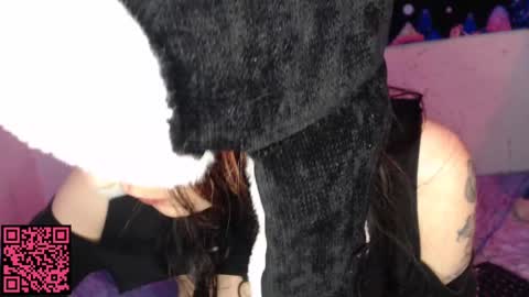 konekokawai online show from 02.19.25