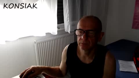 Komsiak online show from 10.12.25