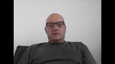 Snapshot of konsty17 chatting on 02.14.26 konsty17 online show from 02.14.26