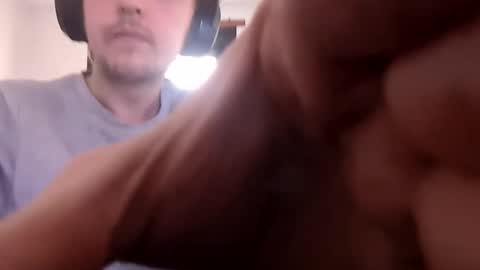 Snapshot of kookieskush chatting on 12.02.25 Kookies online show from 12.02.25