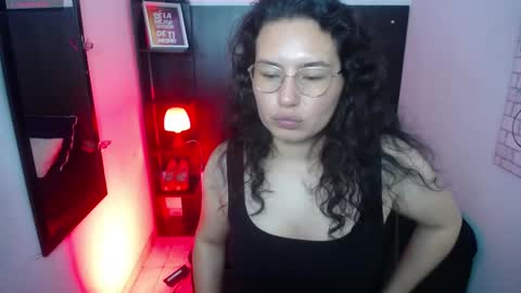 Snapshot of koral_purple chatting on 11.14.25 koral purple online show from 11.14.25