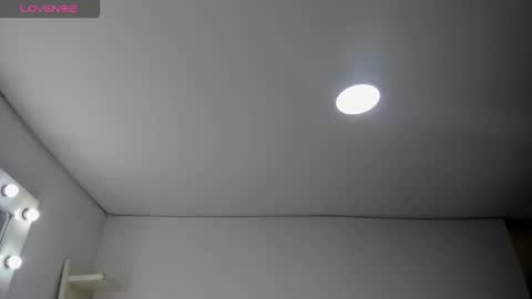 Koral Cuz online show from 01.12.26