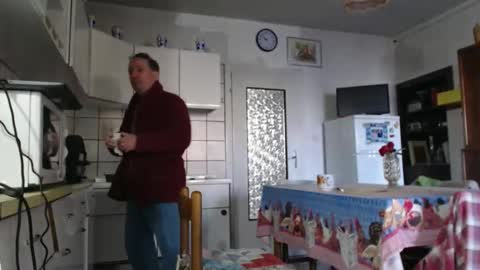 Snapshot of kosak99 chatting on 12.14.25 kosak99 online show from 12.14.25