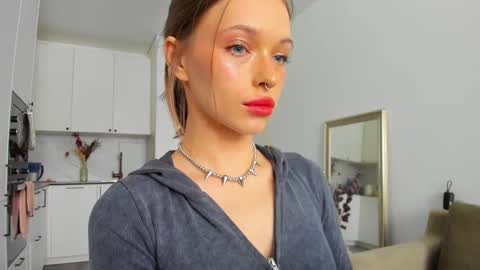 kossie_ online show from 02.13.25