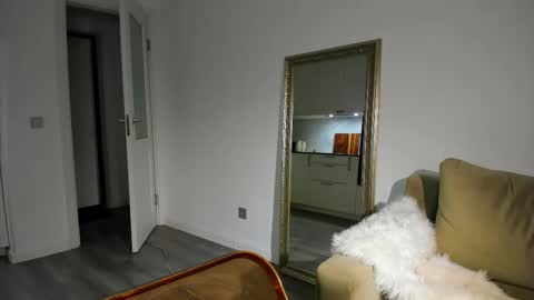 kossie_ online show from 11.28.25