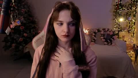 Kottyaa cb FOLLOWING  online show from 12.20.24