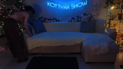 Kottyaa cb FOLLOWING  online show from 01.03.25