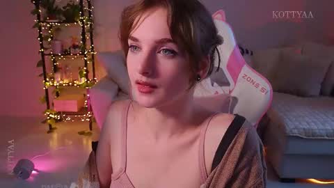 Kottyaa cb FOLLOWING  online show from 10.05.25