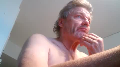 kovapoika online show from 10.05.25