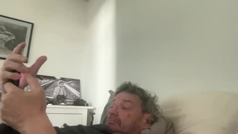 kovapoika online show from 10.21.25