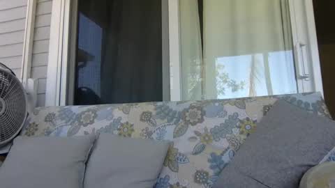 Snapshot of koyoteej chatting on 02.28.25 koyoteej online show from 02.28.25