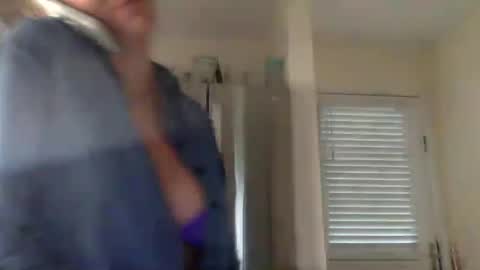 Snapshot of koyoteej chatting on 03.01.25 koyoteej online show from 03.01.25