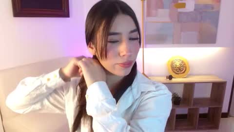 Elizabeth online show from 12.20.25