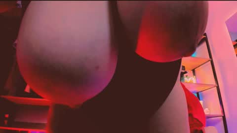 Khloe online show from 03.12.26