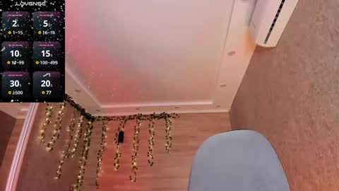 Snapshot of kris_anxxx chatting on 02.15.25 kris_anxxx online show from 02.15.25