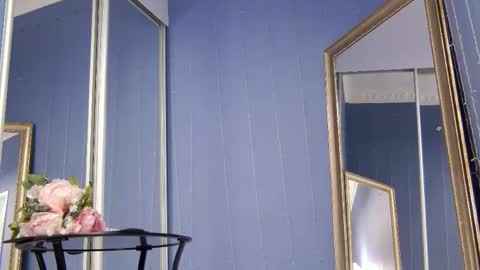 Snapshot of kriskras__ chatting on 10.09.25 kriskras__ online show from 10.09.25