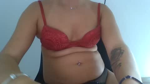 Snapshot of kriss_grace chatting on 09.11.25 Grace online show from 09.11.25