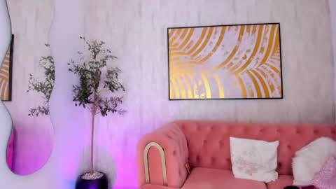Snapshot of krissi_latore chatting on 05.17.26 Krisstine online show from 05.17.26