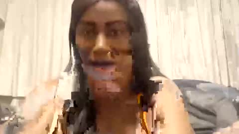 Snapshot of krissitoy chatting on 11.09.25 Latoya Masturbar online show from 11.09.25