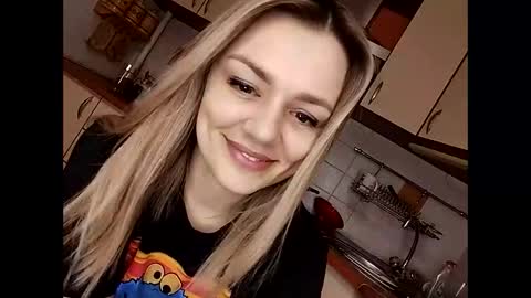 Snapshot of krisssexi chatting on 02.25.25 KrissSexi online show from 02.25.25