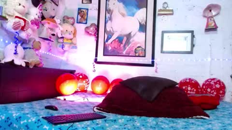 krisstal703358 online show from 12.20.25