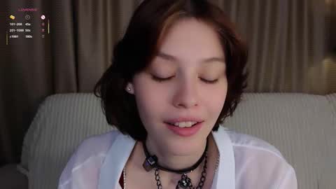 Snapshot of krissyhei chatting on 09.20.25 Sarah online show from 09.20.25