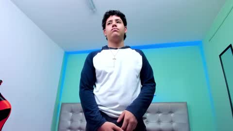 krist_palma online show from 02.14.25