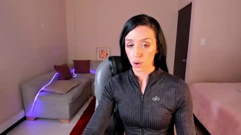 Sophia online show from 05.12.26